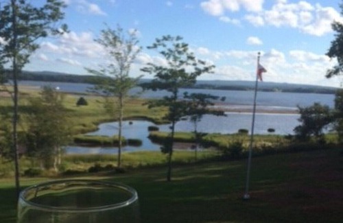 Little Harbour House | Ocean front get away with private beach and custom built timber frame