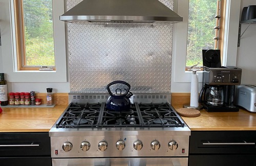 Spruce Head Apartment | Ocean Front - Penobscot Bay - 4 Season New Home - Includes 2 single kayaks