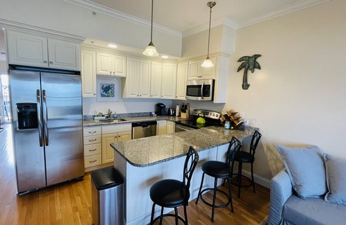 Hampton Condo | Ocean Front Pent House Beautiful Beach View Full Furnished Family Vacation Condo