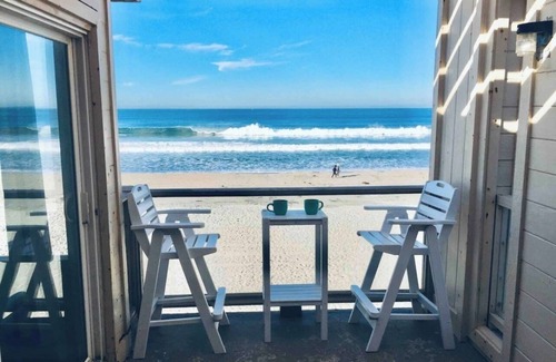 San Diego Condo | OCEAN FRONT! Penthouse condo in Mission Beach!