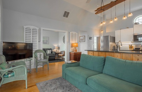 The Pines House | Ocean Front Rehoboth Beach House Parking Sleeping 10