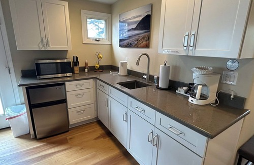 Yachats Apartment | Ocean Front, Sunrise at Oregon House, Stairs to the Beach!