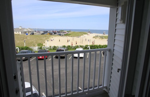 Bass River Apartment | Ocean Front, The Ocean Club, So.Yarmouth, MA n Available only 7/04/25 - 7/11/25