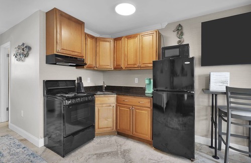 Jacksonville Beach Apartment | Ocean Front Beach Den -near Mayo Clinic
