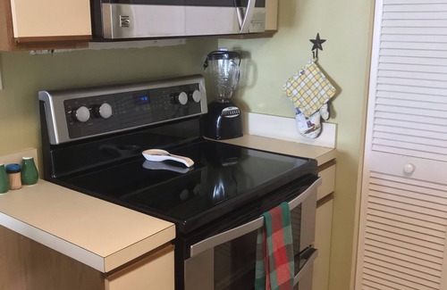 North Myrtle Beach Condo | OCEAN FRONT-2BR-2BA in Beautiful Cherry Grove!