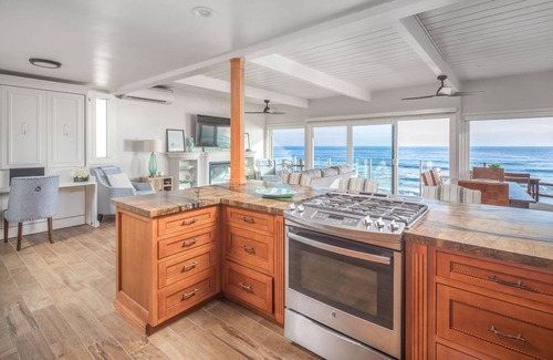 Oceanside House | Ocean Front w/Private Beach and Endless Views-3bed/3bath