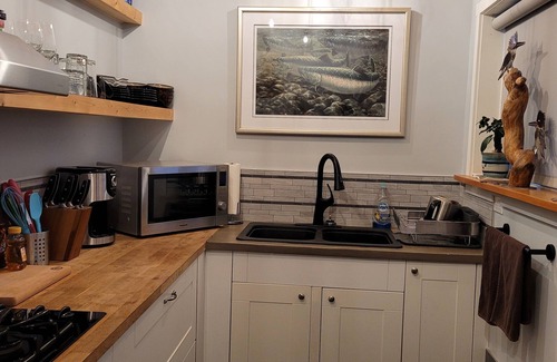 Quadra Island Cottage | Ocean front, west facing with incredible sunsets