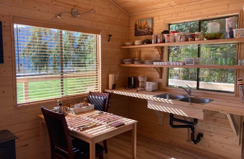 Quatsino Cabin | Ocean Front wilderness Cabin, brand new - Spa bathroom, fully equipped Kitchen