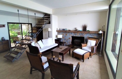 Las Flores House | Ocean Frontline Dream Beach House 25 mins from Punta Del Este