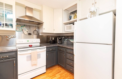 Rehoboth Beach Condo | Ocean Glass Inn Condominiums