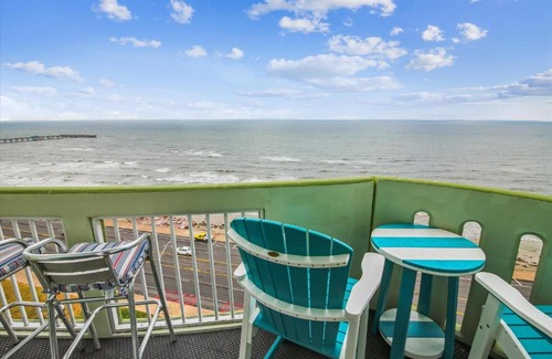 Galveston Apartment | Ocean Grove PH04 - Penthouse Please!