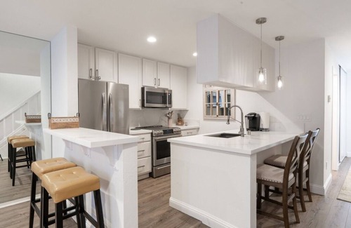 Monterey Condo | Ocean Harbor 427 - Monterey Condo - Beachfront with Ocean Views, Pools, Gym and Saunas