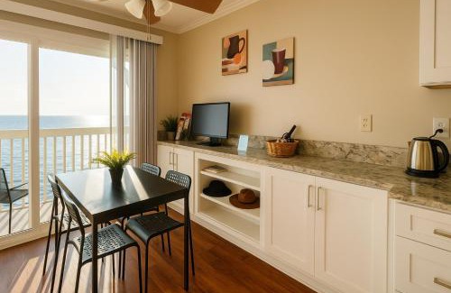 South Redondo Apartment | Ocean Haven Beachfront Getaway by Redondo Pier