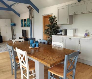 Mabe Ski Chalet | Ocean Heart Studio- Luxury, Rural Retreat