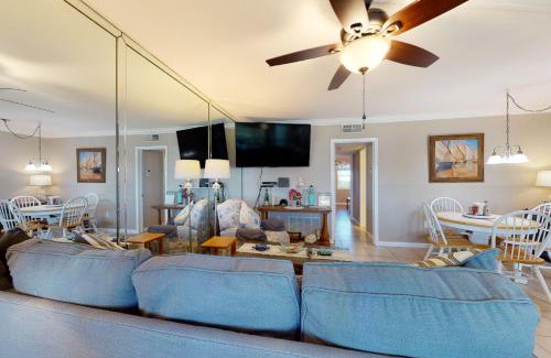 Satellite Beach Apartment | Ocean Heaven