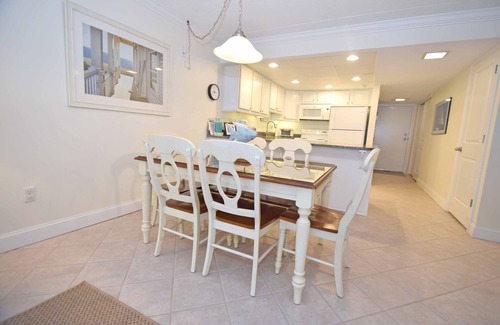 Ocean City Condo | Ocean Hideaway 207-Oceanfront 18th St, Free WiFi, Elev, W/D, AC