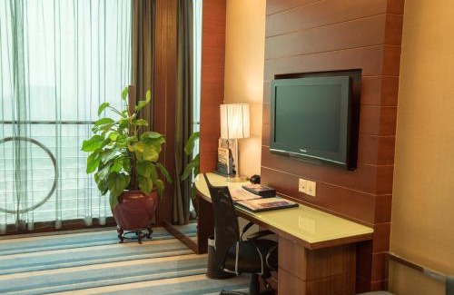 East Huanshi Road Hotel | Ocean Hotel Guangzhou - Free Shuttle Bus to Canton Fair, Tao Jin railway station