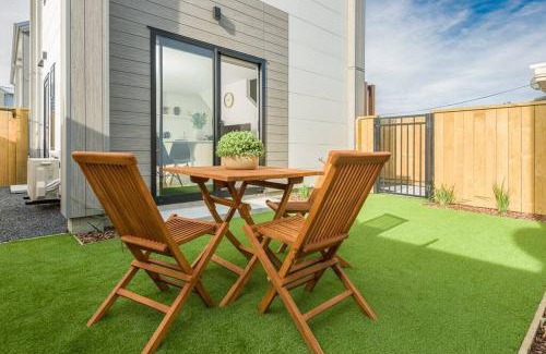 New Brighton House | Ocean Is Just Around The Corner