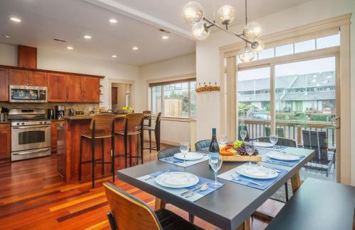 Lincoln City House | Ocean Lake Beach House
