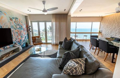Sheffield Beach Apartment | Ocean Luxury