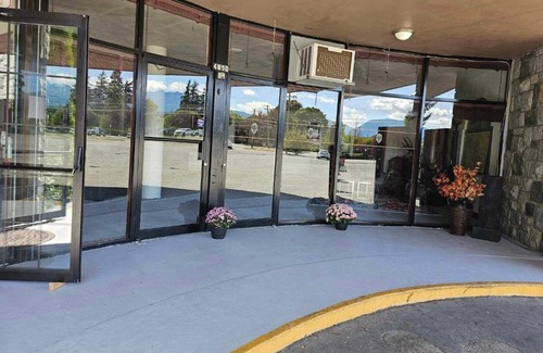 Port Alberni Hotel | Ocean Marina Hotel