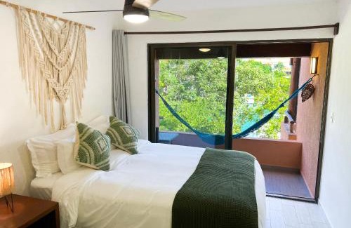Puerto Aventuras Apartment | Ocean & Marina views,Affordable,Spoil yourself!