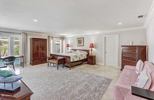 Bel Air House | Ocean Mist- chef