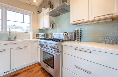 Montara House | Ocean & Mountain View Home - Walk to Trails, Beach, Family Activities