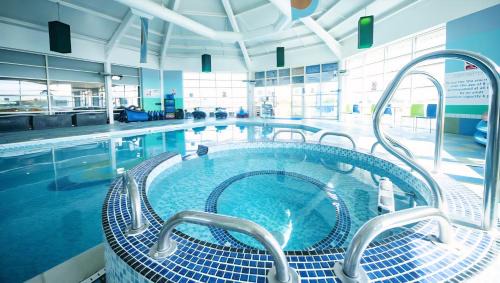 Crimdon House | Ocean Nest-Beach Front - Lux- Sea View- 3-Bedroom Caravan- 8 Sleeps