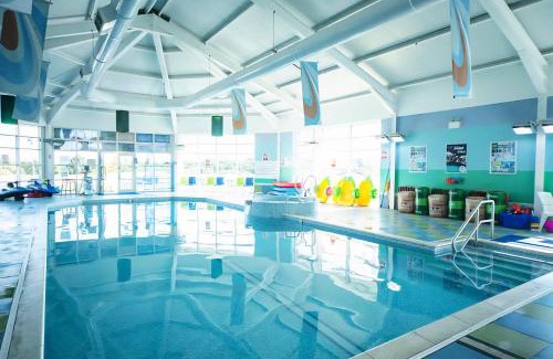 Crimdon House | Ocean Nest-Beach Front - Lux- Sea View- 3-Bedroom Caravan- 8 Sleeps