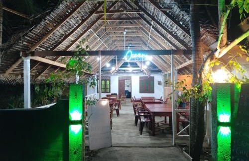Trincomalee Hotel | Ocean oasis restaurant and rooms