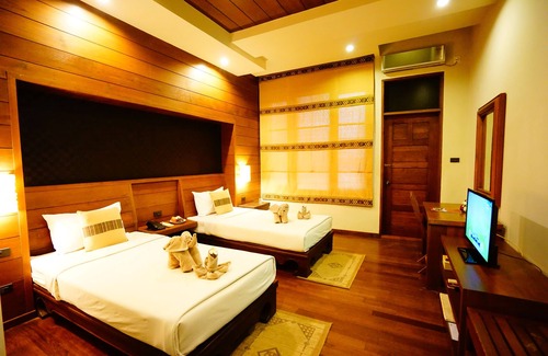 Ngwe Saung Hotel | Ocean Paradise Resort
