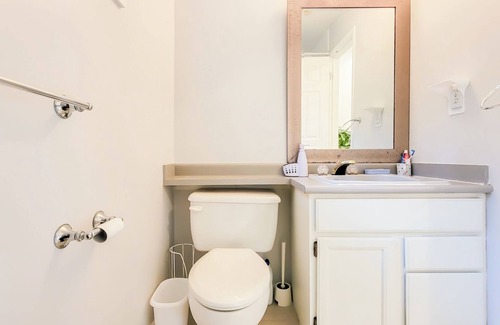 Crescent Beach Bed & Breakfast | Ocean Park B&B