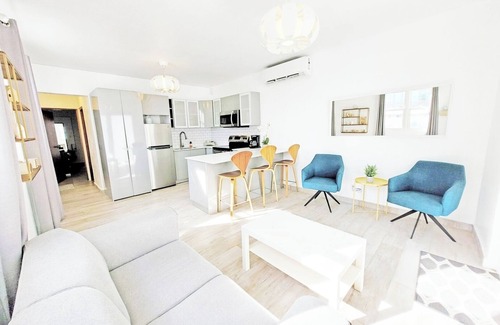 Ocean Park House | Ocean Park Beach Oasis (1-5) San Juan 2min 2 beach