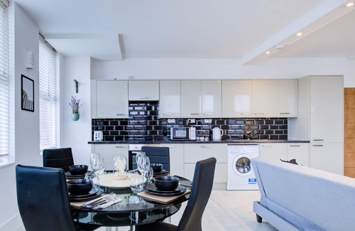 Sutton Central Apartment | Ocean Pearl 1 Bed Apartment, High St, Sutton