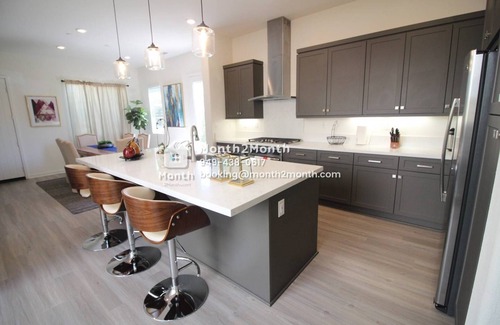 Irvine House | Ocean Pearl on Terrapin #7104