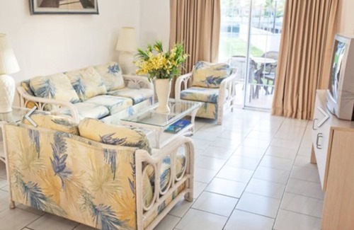 Bahama Reef Resort | Ocean Reef Yacht Club & Resort! Unit Sleeps 4 total with Full kitchen!