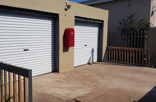Zinkwazi Beach Apartment | Ocean rush Seagull