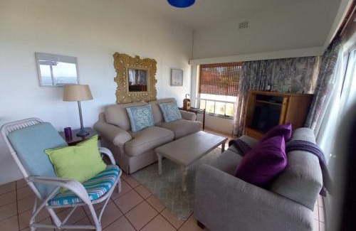 Zinkwazi Beach Apartment | Ocean rush Seagull