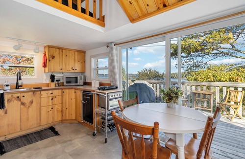 Feltzen South Ski Chalet | Ocean Sanctuary - The Salty Cribb Cabin