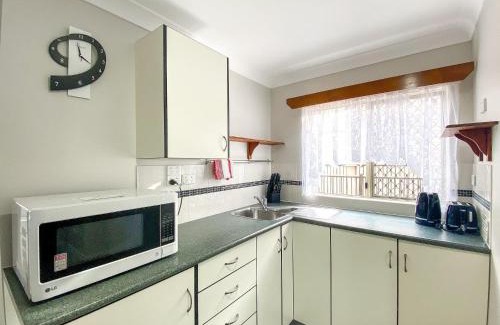 Traviston House | Ocean Shores Down - Burrum Heads- Riverfront - Pool - 2BR