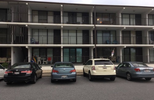 Midtown Ocean City Condo | Ocean side 1 Bedroom, 1 Bath Sleeps 6