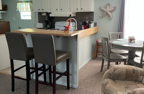 Waves House | OCEAN SIDE Cozy beach cottage getaway at Pelican Pines