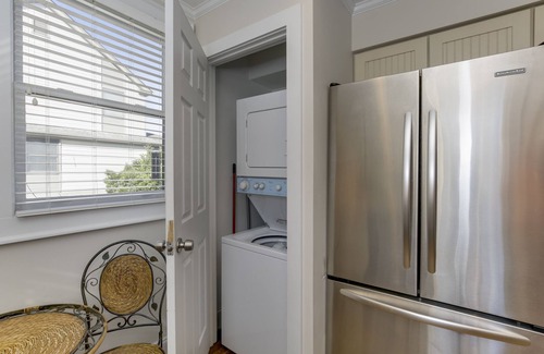 Northeast Virginia Beach Condo | Ocean Side, North End, First Floor, 2 Bedroom Condo