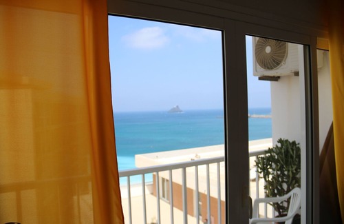 Madeiral Apartment | OCEAN SIDE VIEW APARTMENT