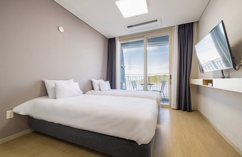 Yeongjong-dong Hotel | Ocean Soleview Hotel
