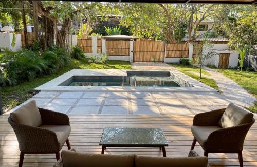 Playa Hermosa Cobano Villa | Ocean Sounds Villa Ola - walk to Playa Hermosa