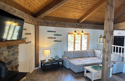 Steuben House | Ocean Spray Cottage on Dyers Bay!