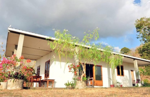 Sekongkang Villa | Ocean Surf Villa