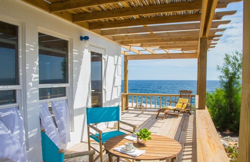 Gregory Town Bed & Breakfast | Ocean Tally